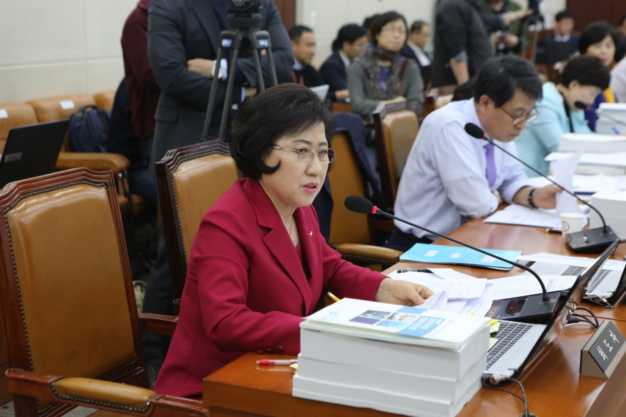 171013_보건복지부 국정감사 질의1 (9).JPG