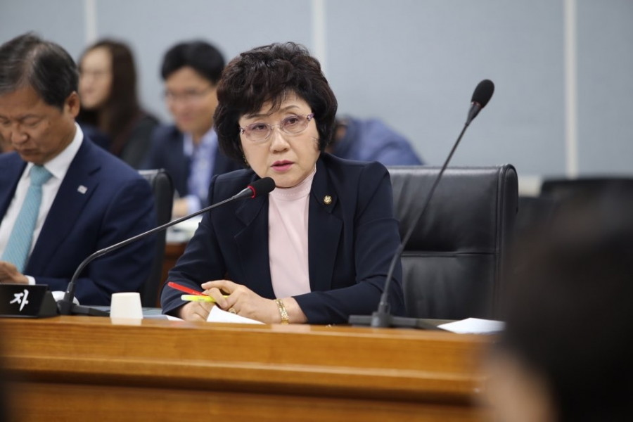 국민연금공단 국정감사 Day 1. - KakaoTalk_20161012_162657449.jpg