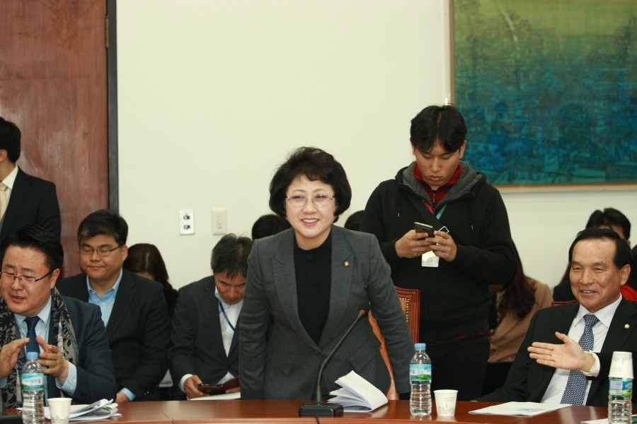 '국민과 함께하는 탄핵 어떻게 할 것인가?' 간담회 - 7K2Q8950.JPG