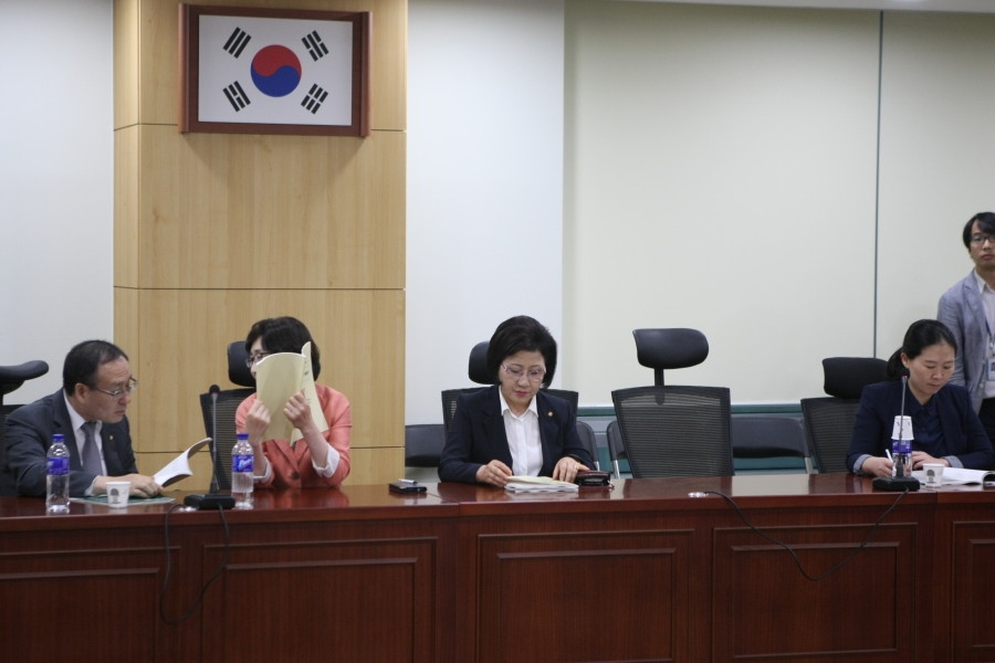 빅데이터 시대 개인정보 보호를 위한 정책토론회 - 7K2Q5031.JPG