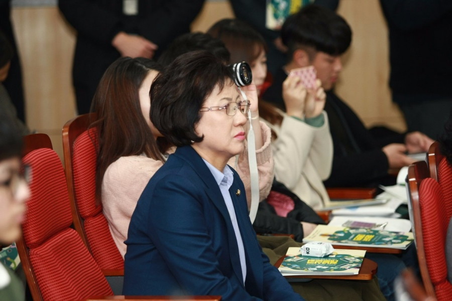 '청년시국 대토론회 나는왜촛불을드는가?' - CyqTuDNWgAAmUVw.jpg