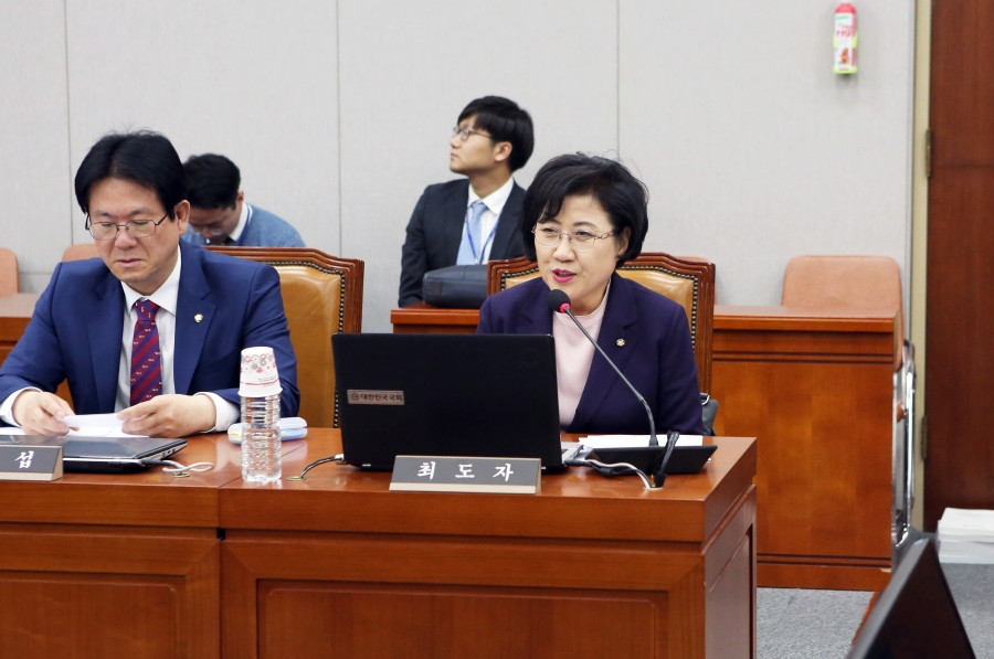 운영위 첫날2jpg.jpg