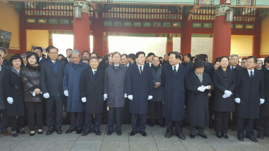 170102 국립 5.18 민주묘지 참배 (4).jpg