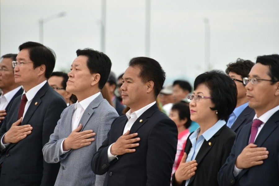 현충일 추모 행사 - 16.06.06_현충일_행사__(14).jpg