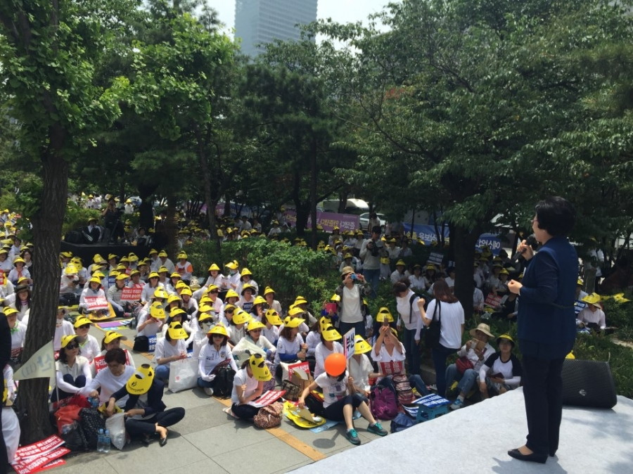 한민련 맞춤형 보육 반대 집회 - 16.06.13_2_한민련_맞춤형_보육_반대_집회__(14).jpg