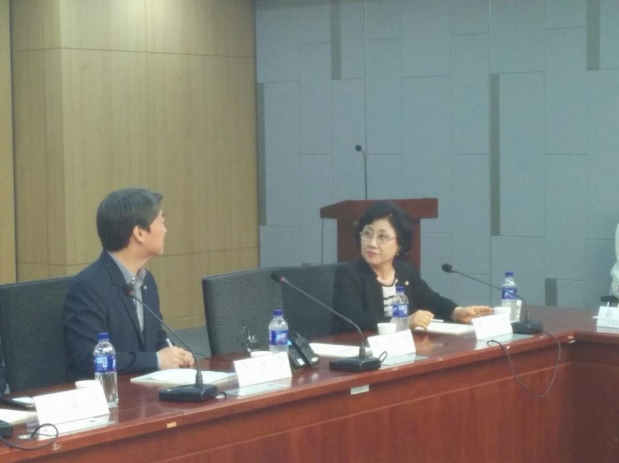 누리과정 갈등 어떻게 풀 것인가 토론회 - 16.06.16_누리과정_갈등_어떻게_풀_것인가__(6).jpg