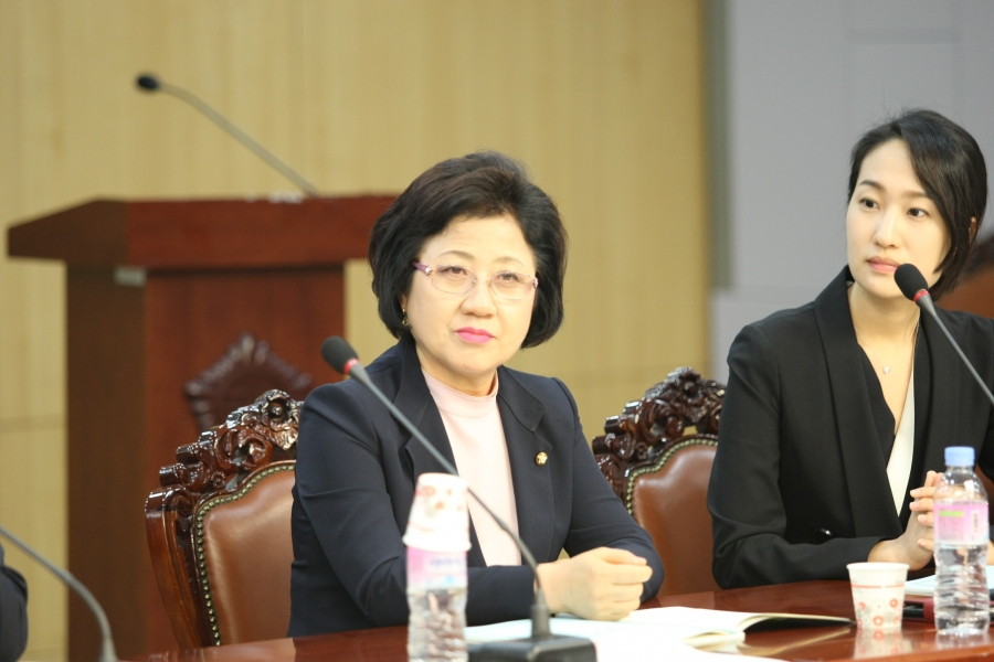 지속적 괴롭힘 범죄(스토킹 범죄) 처벌 등에 관한 특례법안 마련을 위한 공청회 - 7K2Q8462.JPG