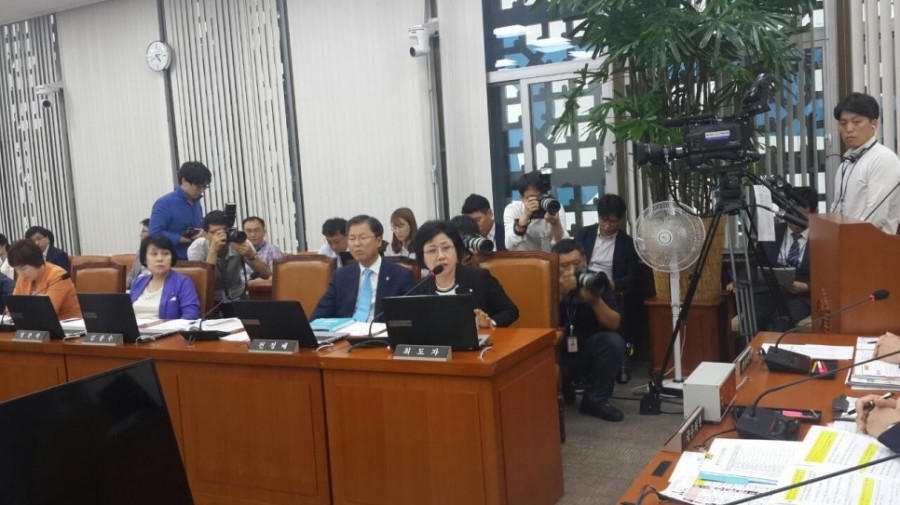 보건복지위원회 업무보고 -보건복지부, 식약처 - 16.06.21_보건복지위원회_업무보고_보건복지부,_식약처__(1).jpg