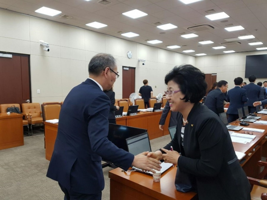4차 보건복지위원회 - 16.06.28_4차_보건복지위원회__(13).jpg