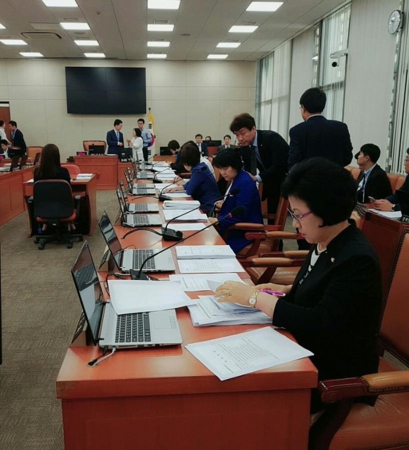 4차 보건복지위원회 - image_7053120661469438700842.jpg