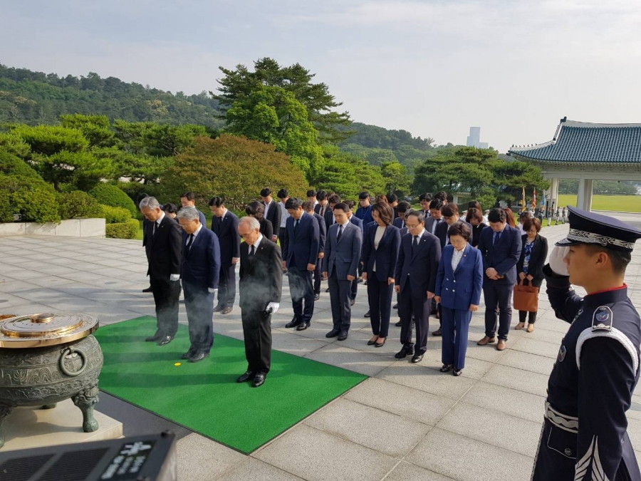 현충원2.jpg