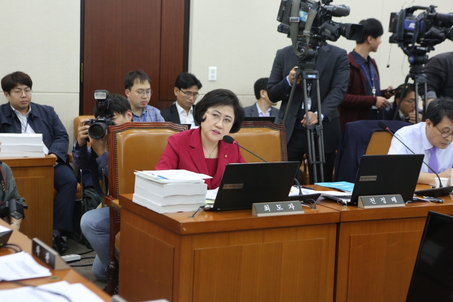 171013_보건복지부 국정감사 질의1 (5).JPG