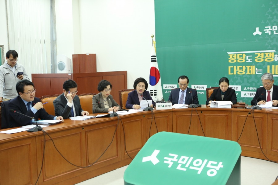 180111 원내정책2.jpg