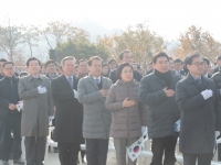 3.1절 기념 여수항일독립운동 기념탑 헌화