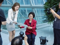 [국회방송] 인터뷰릴레이 칭찬 143회 최도자 의원