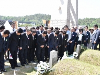 국립5·18민주묘지 참배