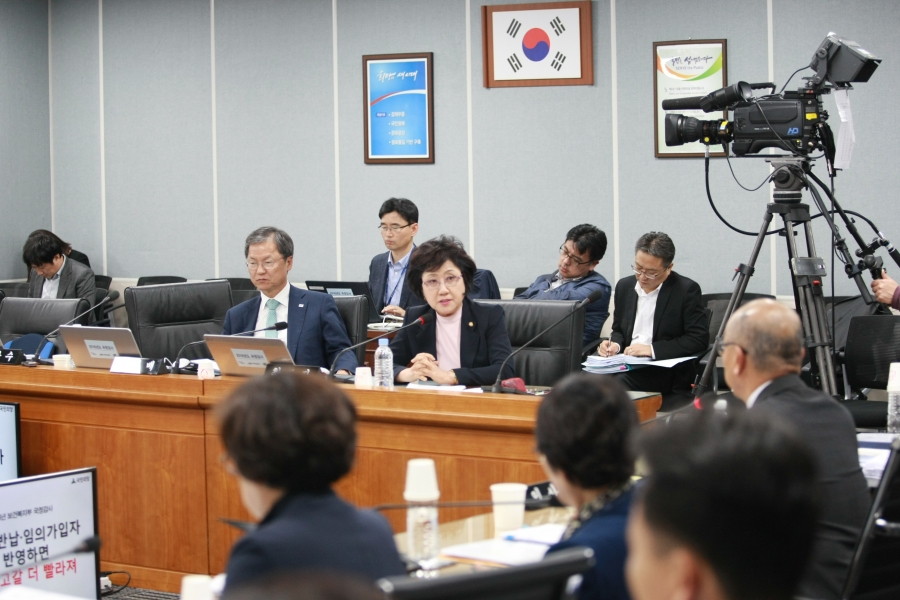 국민연금공단 국정감사 Day 1. - 7K2Q0891.JPG