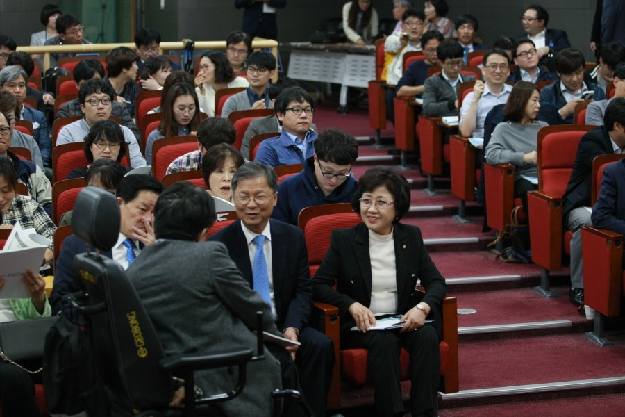 장애인직업재활 발전을 위한 토론회 - 7K2Q3146.JPG