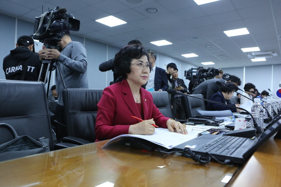 171019_국정감사_국민연금_감사전 준비모습 (3).JPG