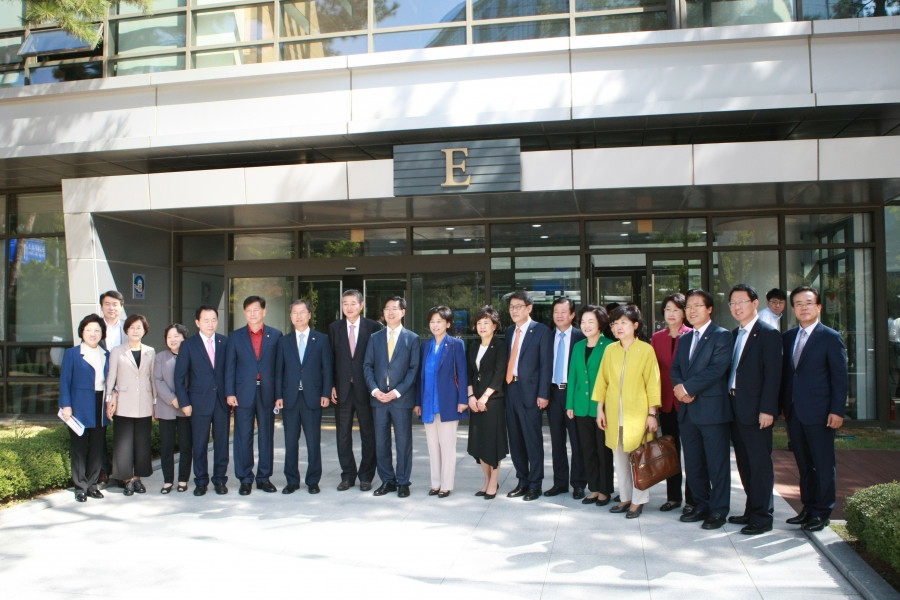 복지위 코스맥스 현장시찰 - 7K2Q9734.JPG