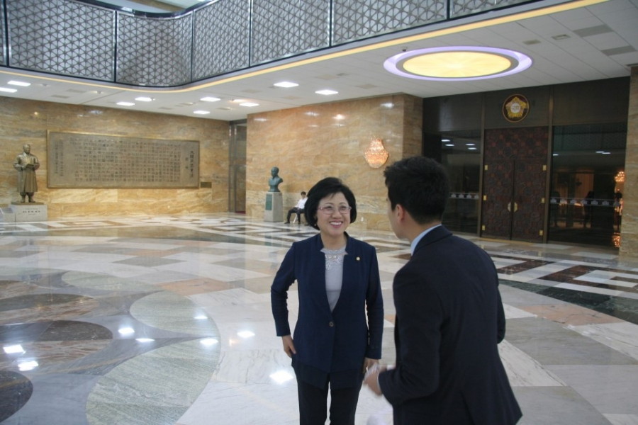 KBC 8시 모닝와이드 인터뷰 - IMG_4047.JPG